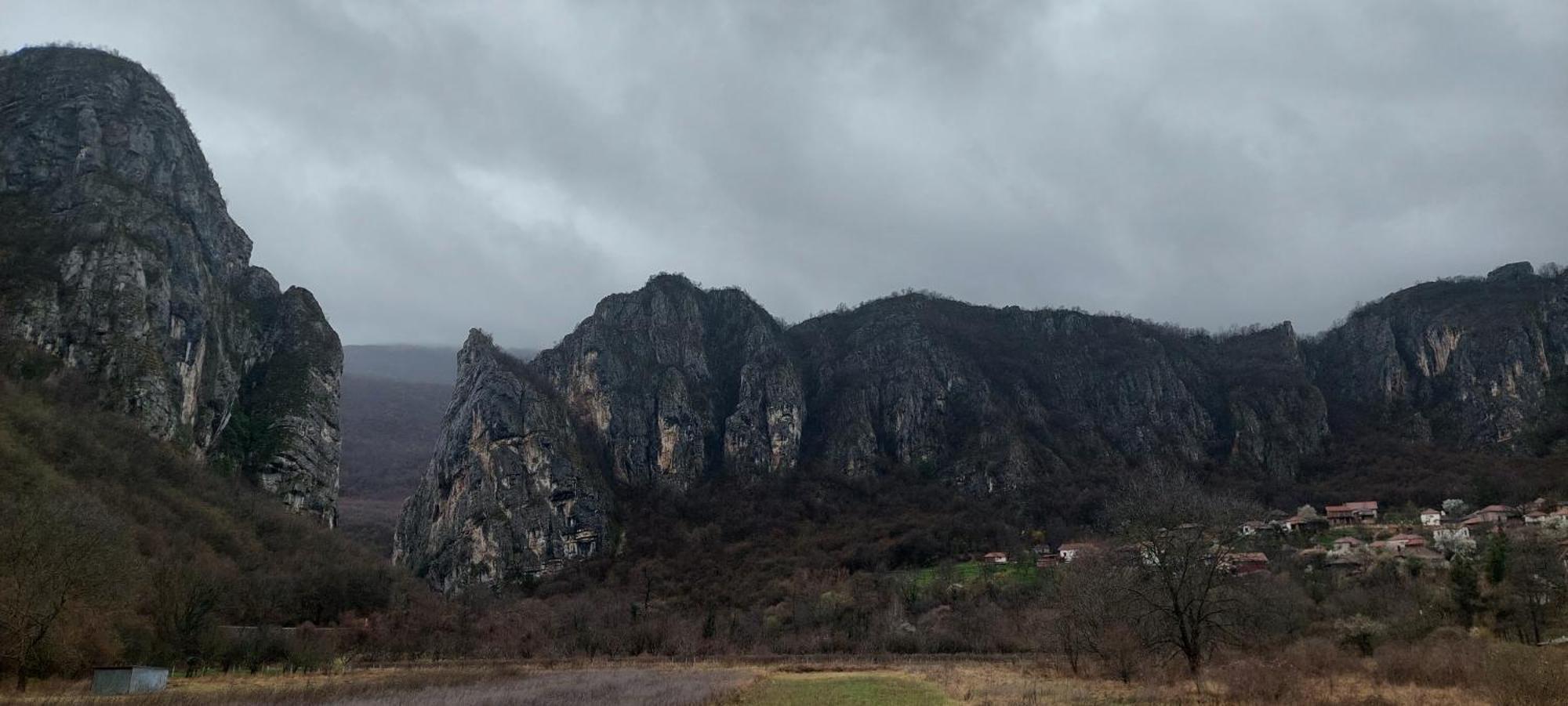 Golemi Kamik Pirot Vlasi Εξωτερικό φωτογραφία